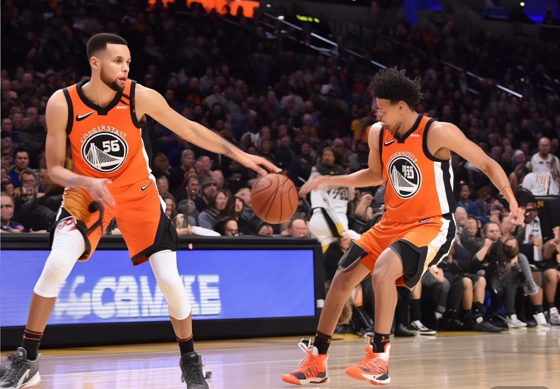 勇士大胜快船，巩固季后赛席位，西部领跑对决综述(图2)